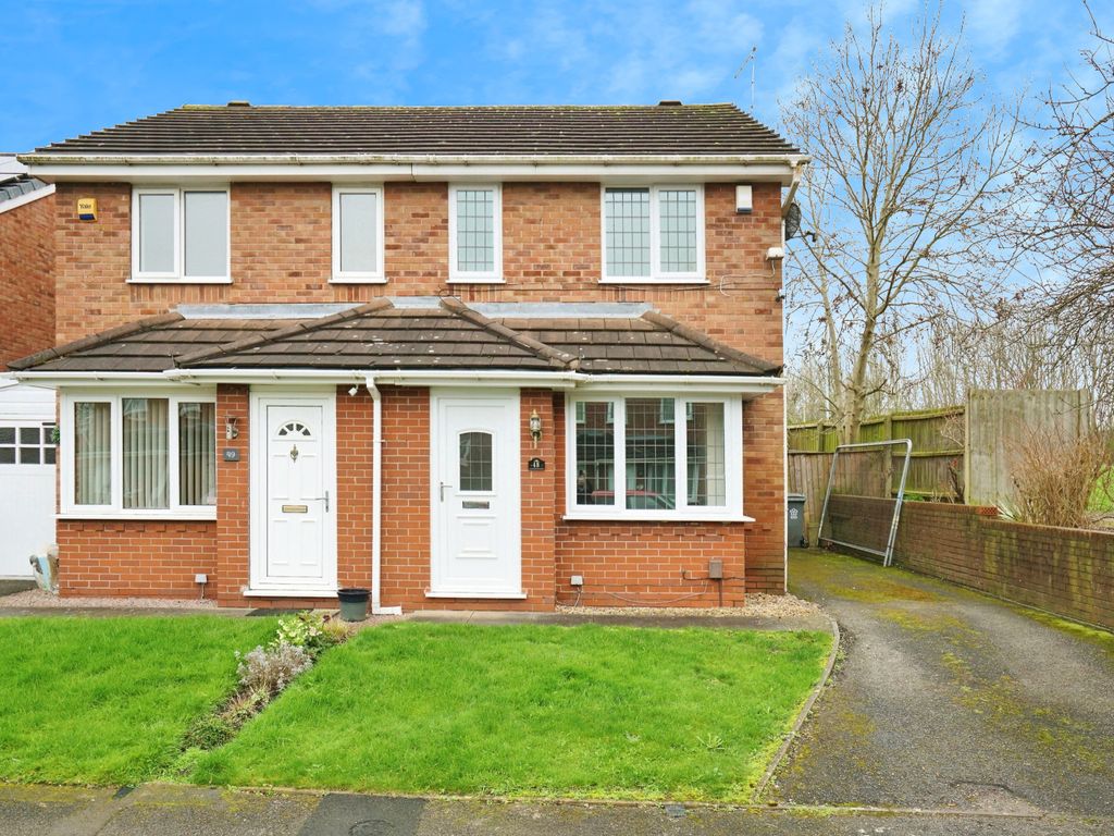 2 bed semidetached house for sale in Laithwaite Close, Leicester
