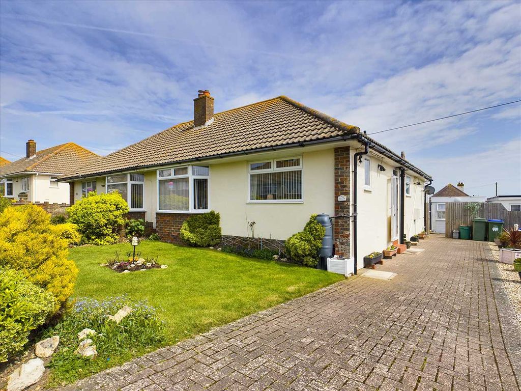 2 bed bungalow for sale in Highview Road, Cliffs, Peacehaven