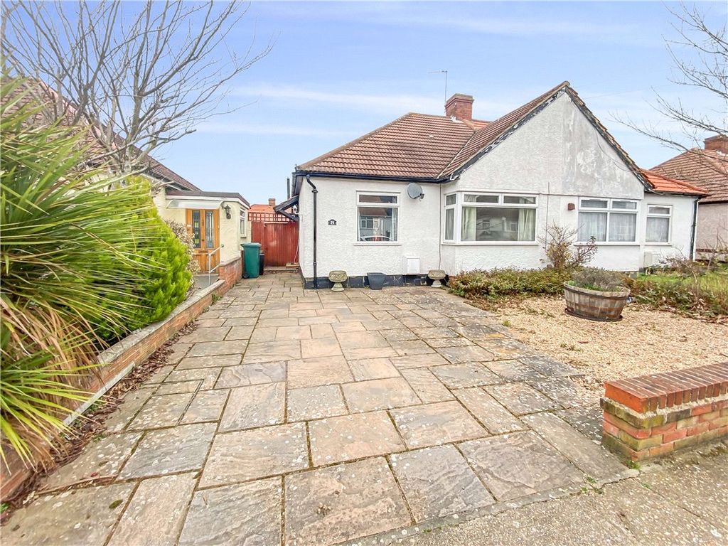 2 bed bungalow for sale in Northfield Avenue, Orpington, Kent BR5 Zoopla