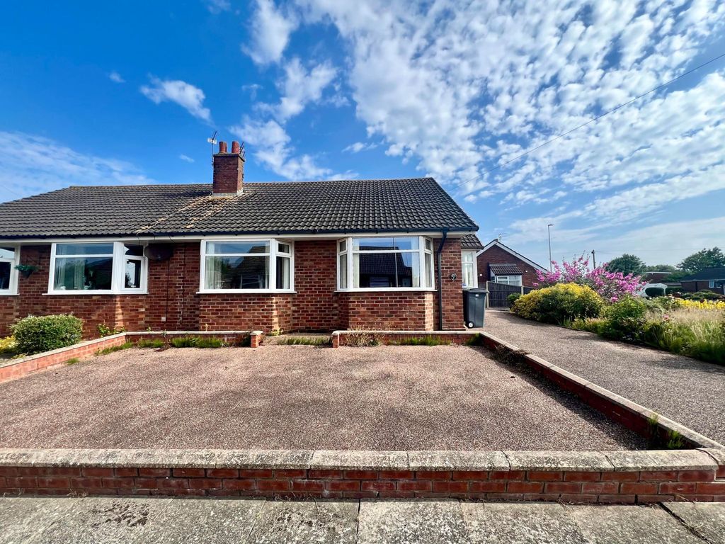 2 bed bungalow for sale in Ilkley Grove, Cleveleys FY5, £175,000 Zoopla