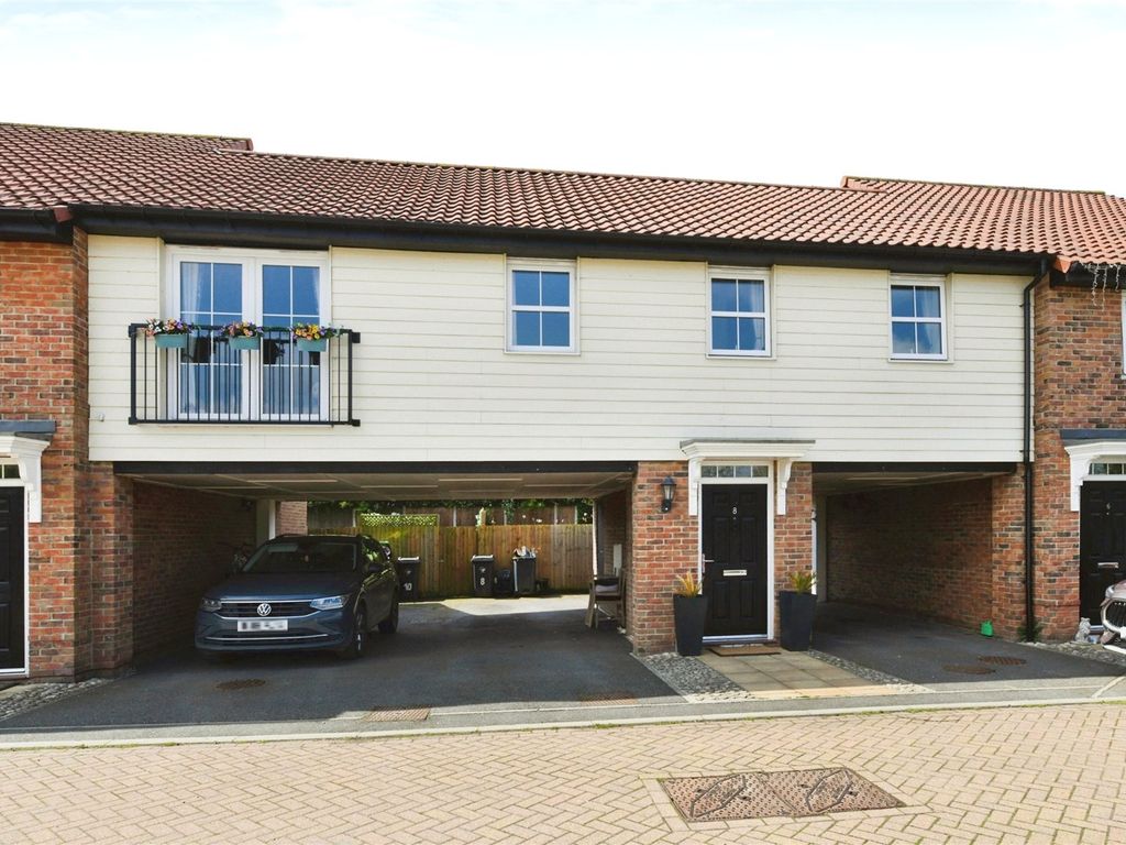 2 bed terraced house for sale in Southfield Close, Elsenham,