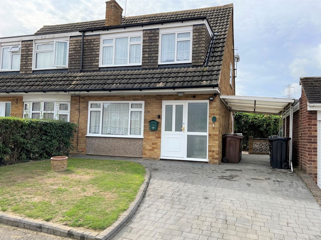 3 bed semidetached house for sale in Viking Road, Kent DA11 Zoopla