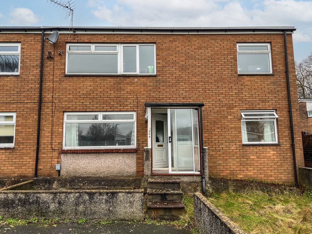 4 bed semidetached house for sale in Chapel Wood, Llanedeyrn, Cardiff