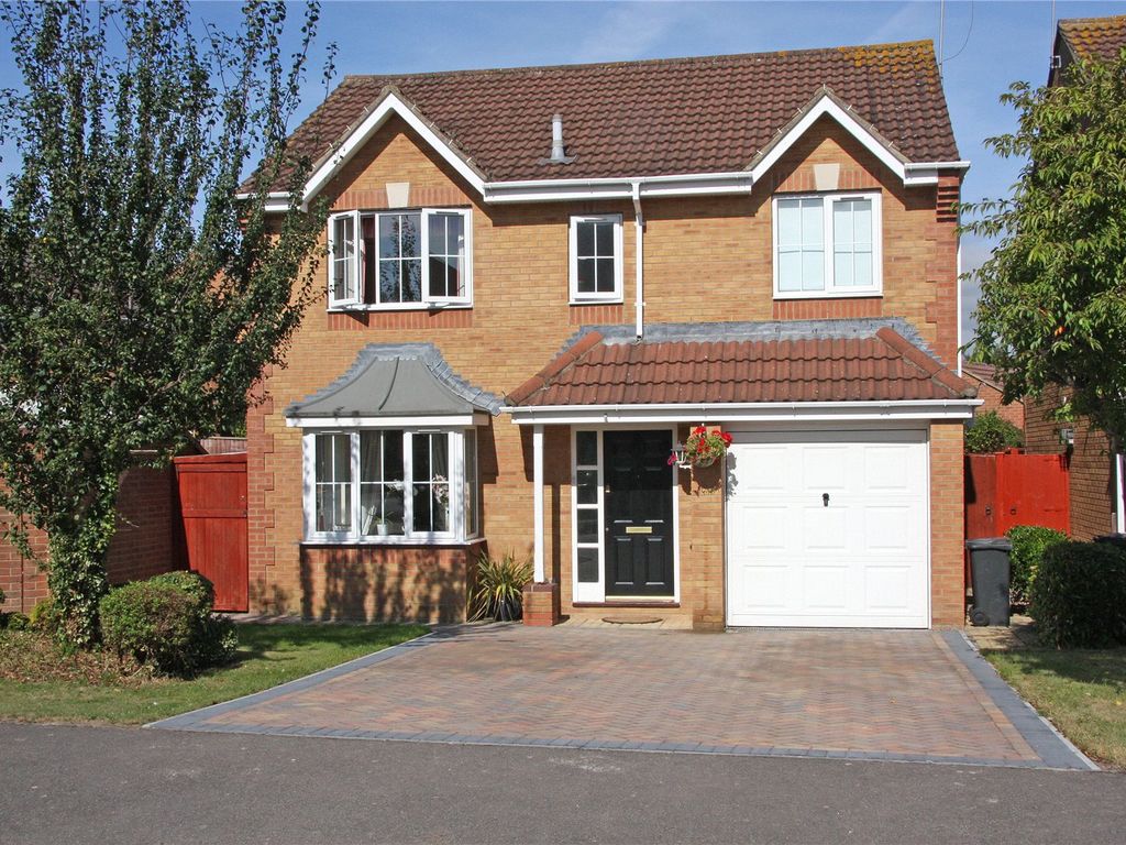 4 bed detached house for sale in Juno Way, Rushy Platt, Swindon SN5, £