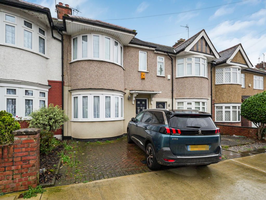 3 bed terraced house for sale in Hartland Drive, Ruislip Manor, Ruislip