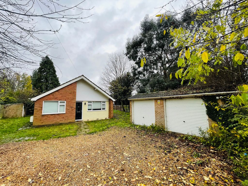 Neville Road Leagrave Luton LU3