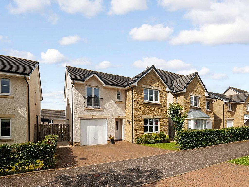 4 bed detached house for sale in Hayfield Drive, Stewarton, Kilmarnock