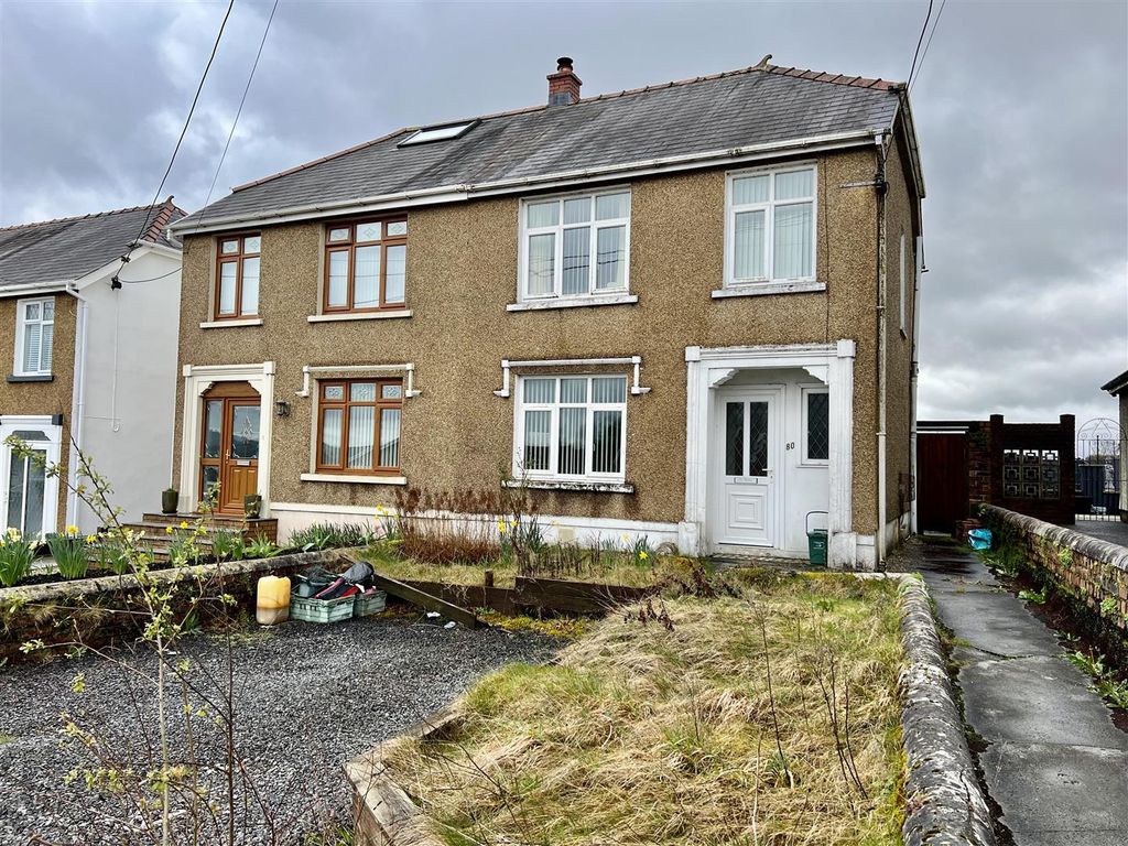 3 bed semidetached house for sale in Penygroes Road, Blaenau