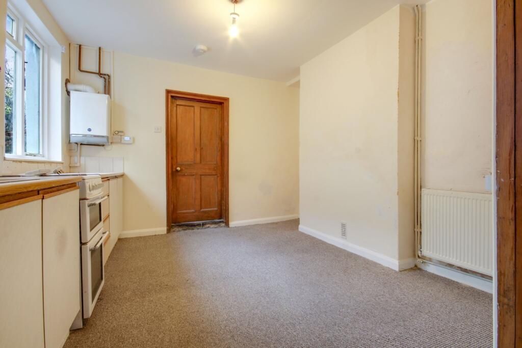 2 bed semidetached house to rent in Litchdon Street, Barnstaple EX32