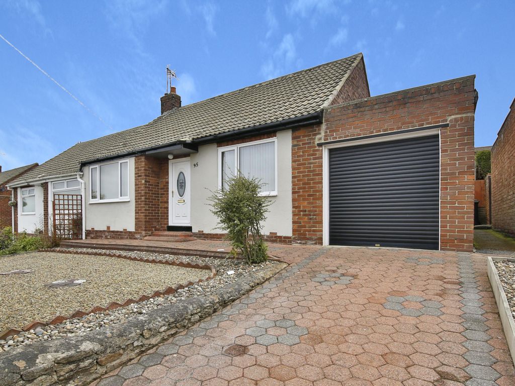 2 bed bungalow for sale in Pleasant View, Bridgehill, Consett, Durham