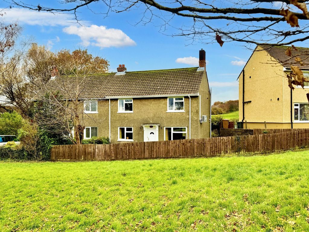 3 bed semidetached house for sale in Beechcroft, Pontllanfraith NP12, £180,000 Zoopla
