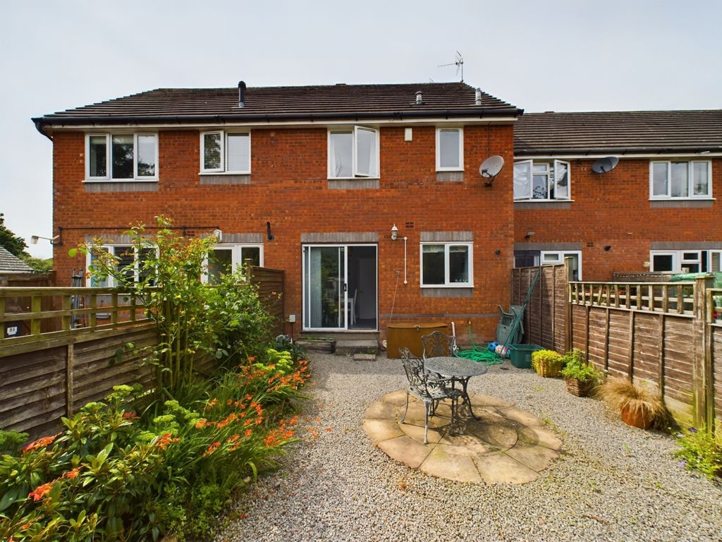3 bed terraced house for sale in Woodlands Road, Charfield, Wotton