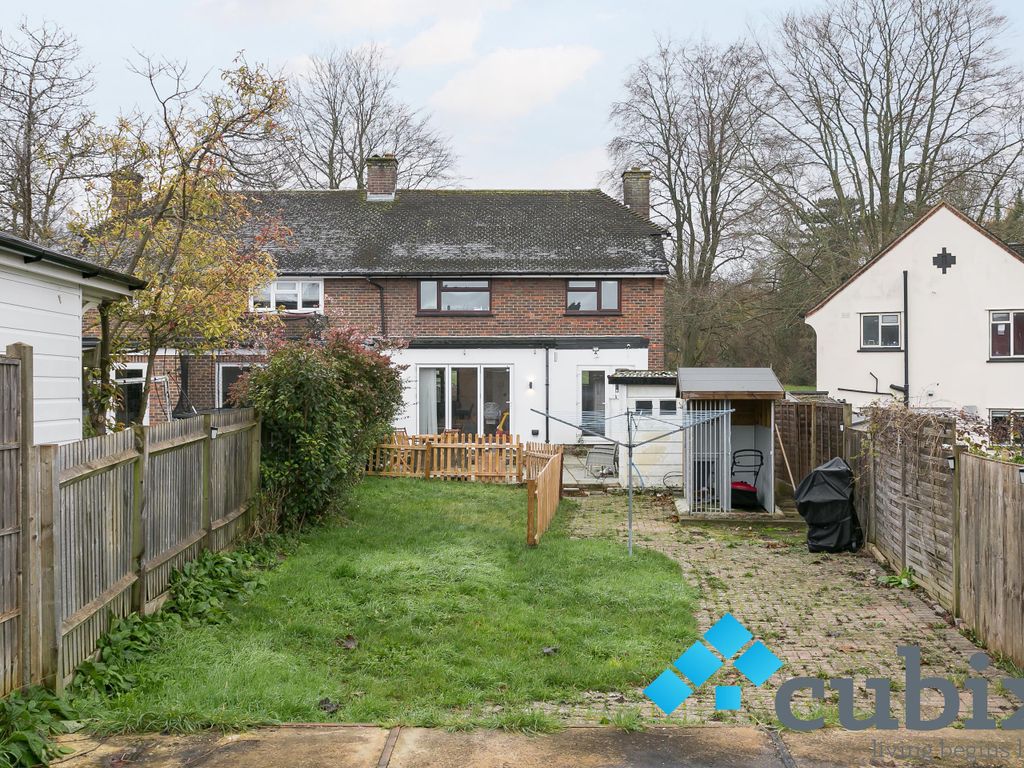 3 bed semidetached house to rent in Nork Way, Banstead SM7, £2,799 pcm