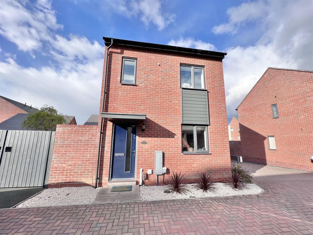 3 bed detached house for sale in Cheshires Way, Lawley, Telford TF3