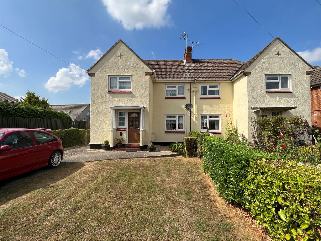 3 bed semidetached house for sale in Magdalen Green, Thaxted, Dunmow CM6 Zoopla