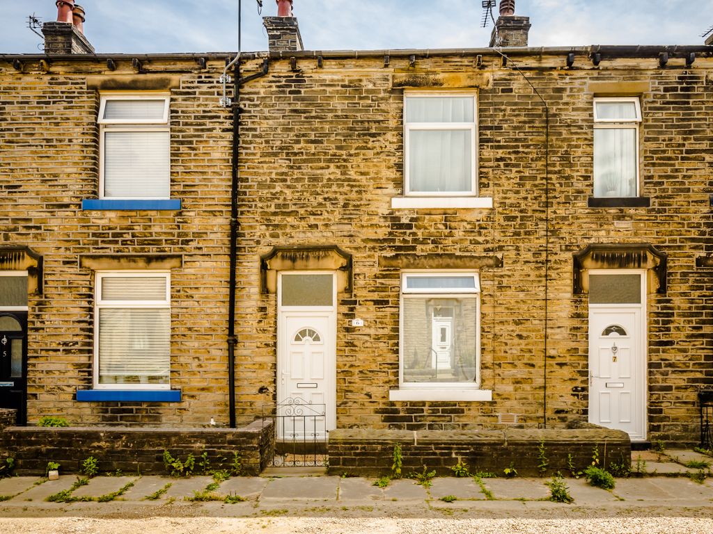 2 bed terraced house for sale in Gaythorne Terrace, Hipperholme