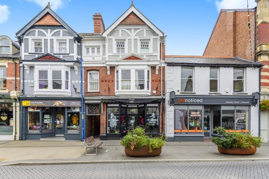 Retail premises for sale in Abergavenny, Monmouthshire NP7, £520,000