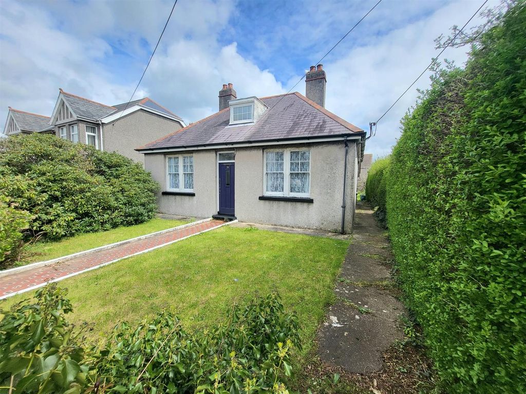 2 bed detached bungalow for sale in Steynton Road, Milford Haven SA73