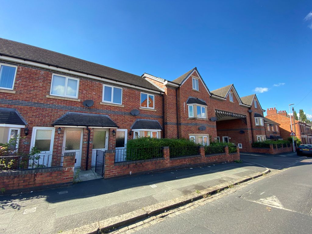 1 bed flat to rent in Stewart Street, Crewe CW2 Zoopla