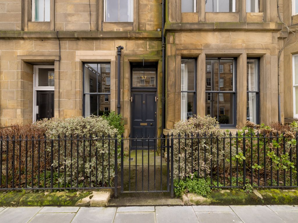 3 bed flat for sale in East London Street, Edinburgh EH7, £435,000 - Zoopla