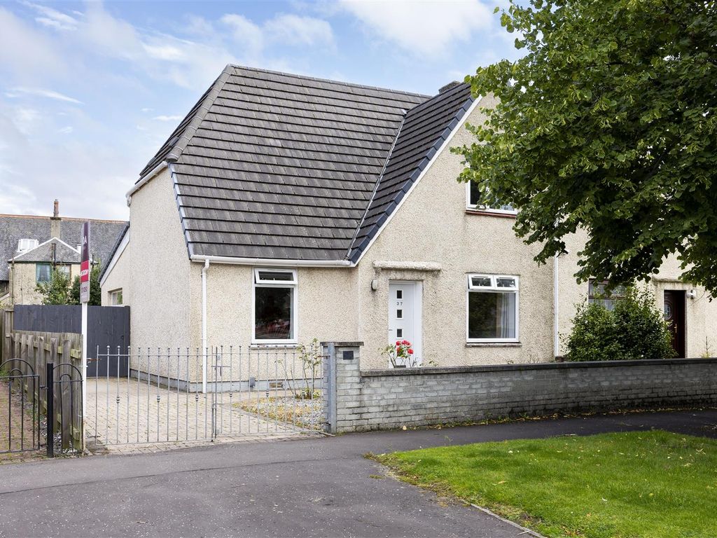 3 bed semidetached house for sale in Gallowhill Avenue, Lenzie