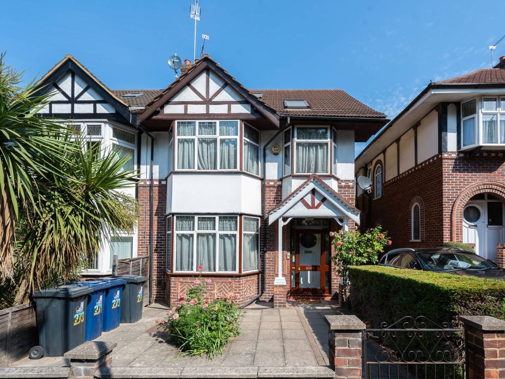 Brunswick Road, Ealing, London W5  