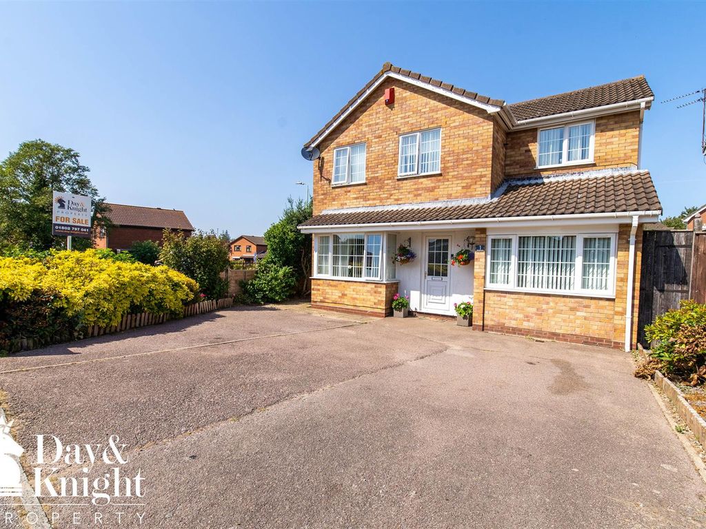 4 bed detached house for sale in Wharfedale, Carlton Colville