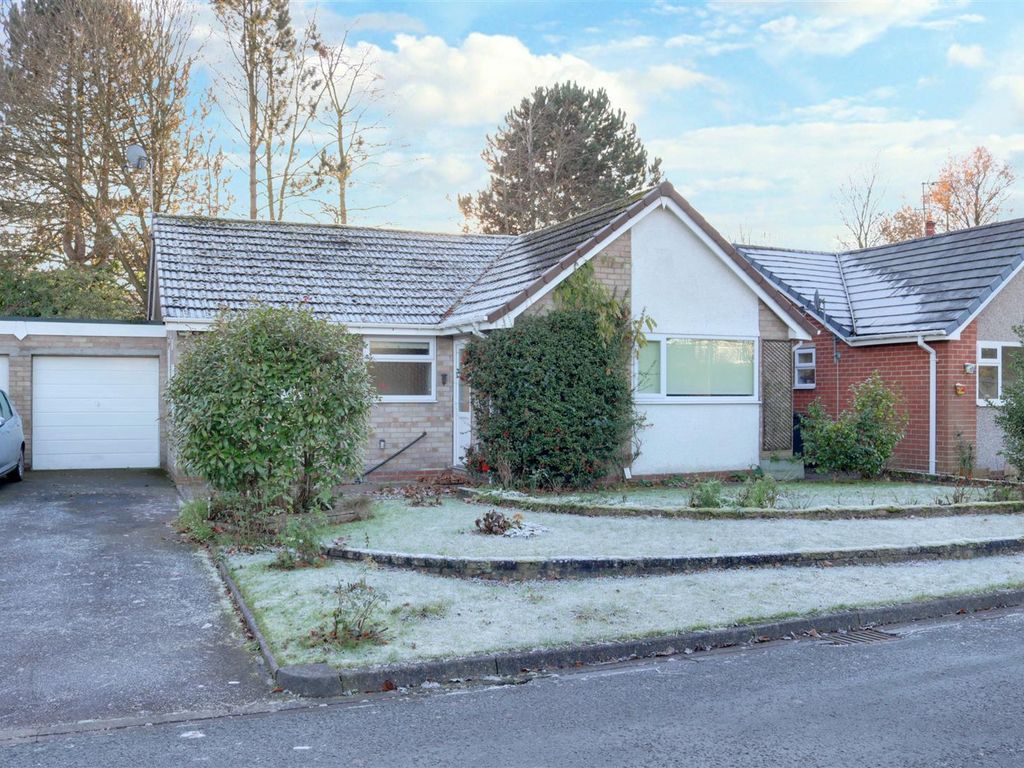 2 bed detached bungalow for sale in Heathwood Drive, Alsager, StokeOn