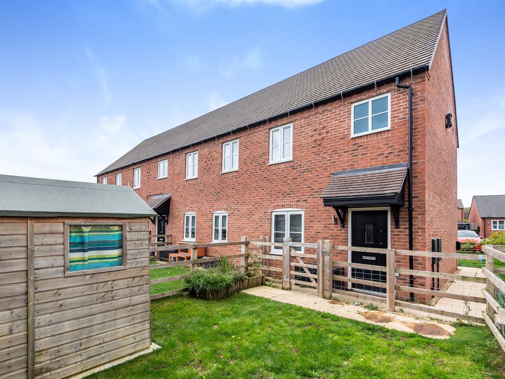 2 bed flat for sale in Churchfield Meadow, Alfrick, Worcester WR6 Zoopla