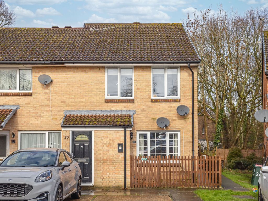 2 bed for sale in Birkdale Drive, Ifield RH11, £240,000 Zoopla