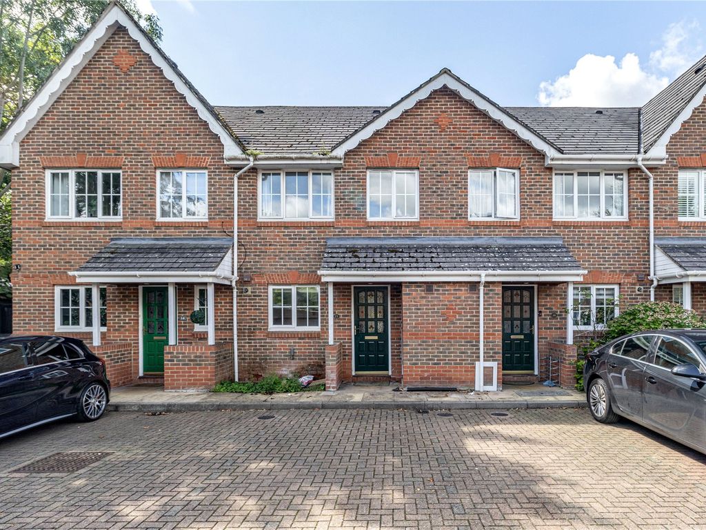 3 bed terraced house for sale in Addlestone, Surrey KT15, £375,000 Zoopla