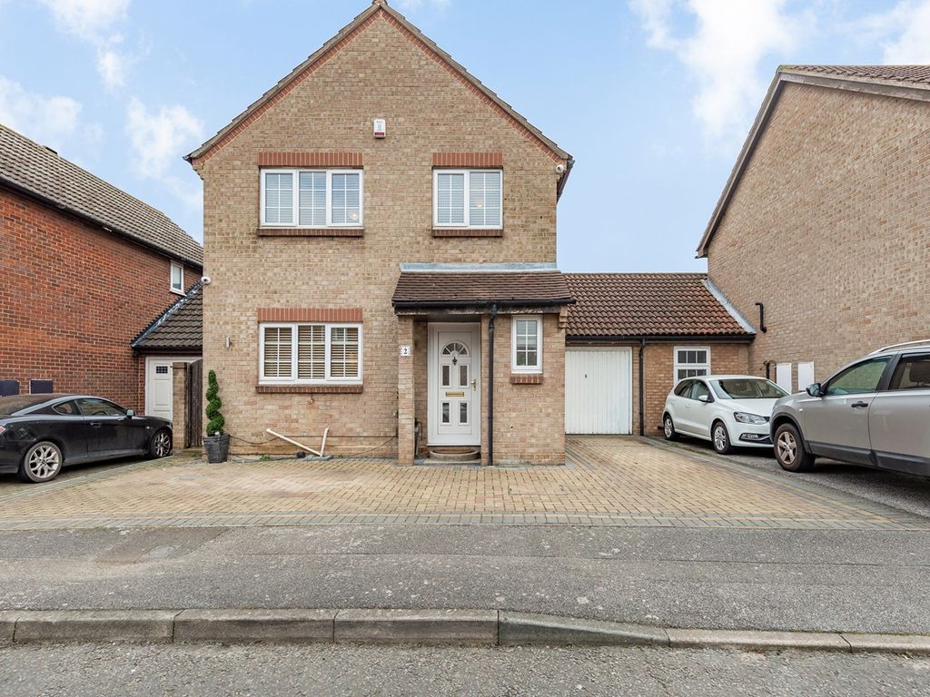 4 bed detached house for sale in Sorrel Way, Northfleet, Gravesend DA11
