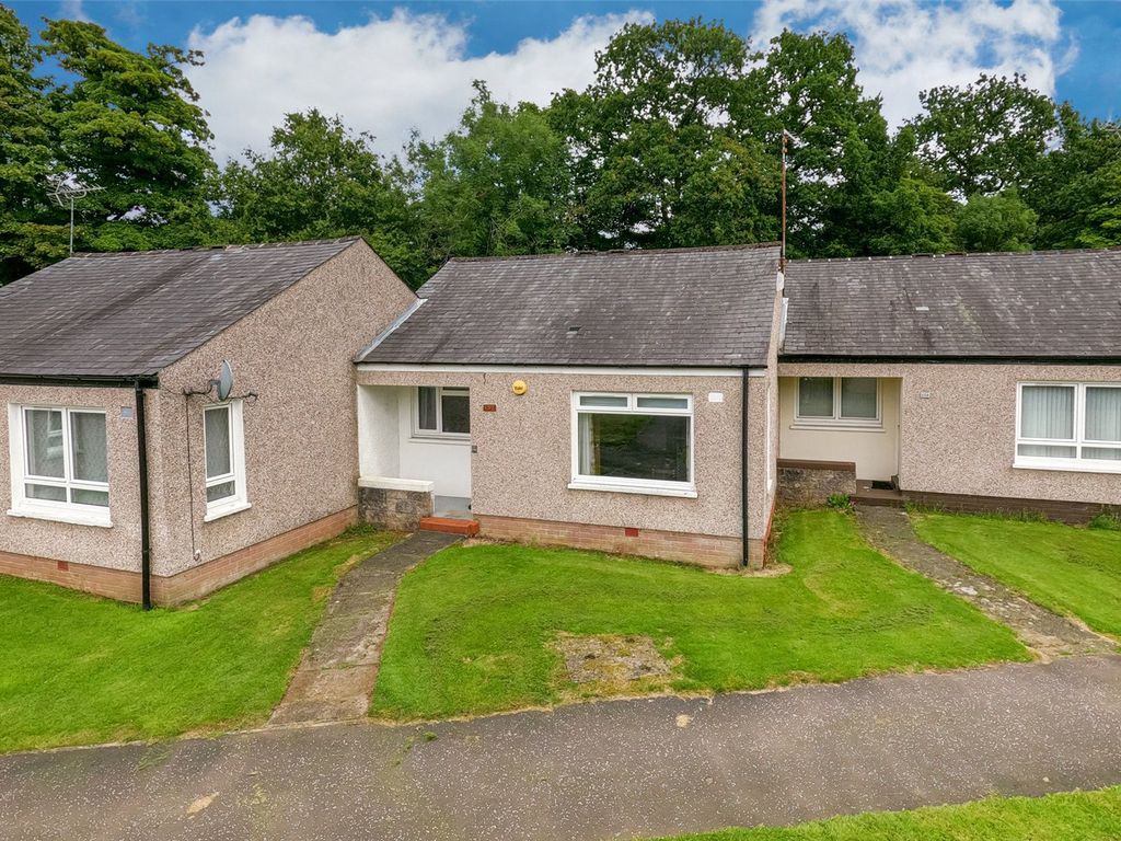 2 bed terraced house for sale in Clober Road, Milngavie, Glasgow, East