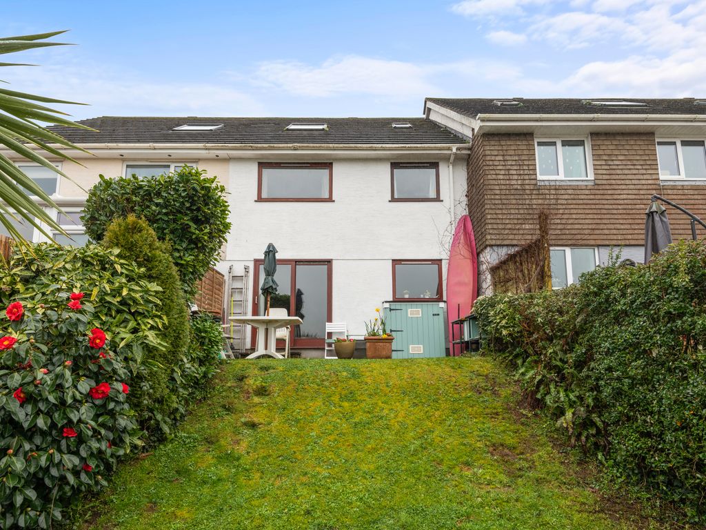 3 bed terraced house for sale in Saffron Park, Kingsbridge TQ7, £
