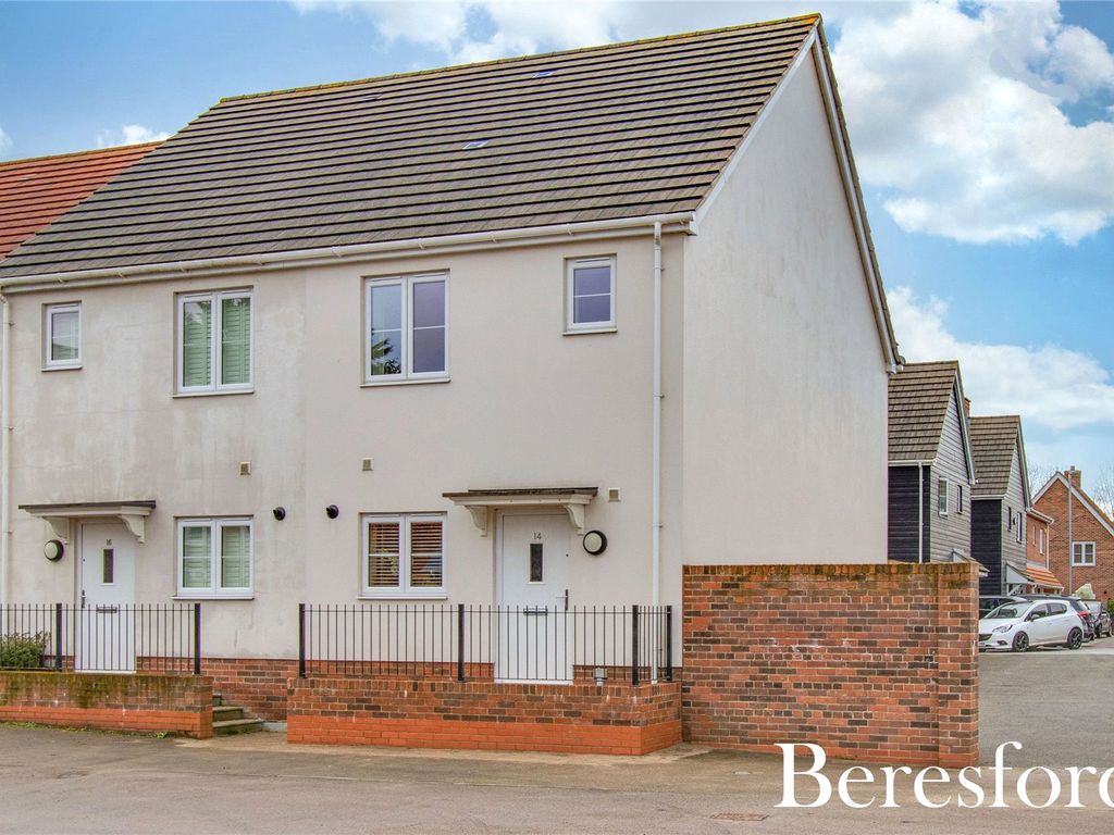 2 bed semidetached house for sale in Widvale Road, Mountnessing CM15