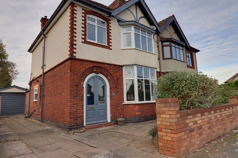3 bed semidetached house for sale in The Crescent, Doxey, Stafford