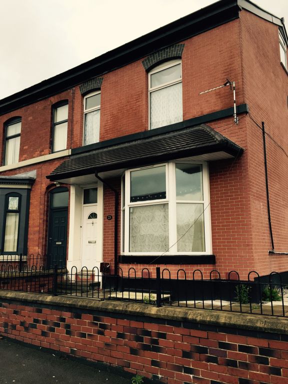 2 bed flat to rent in Park Street, Bolton BL1 Zoopla