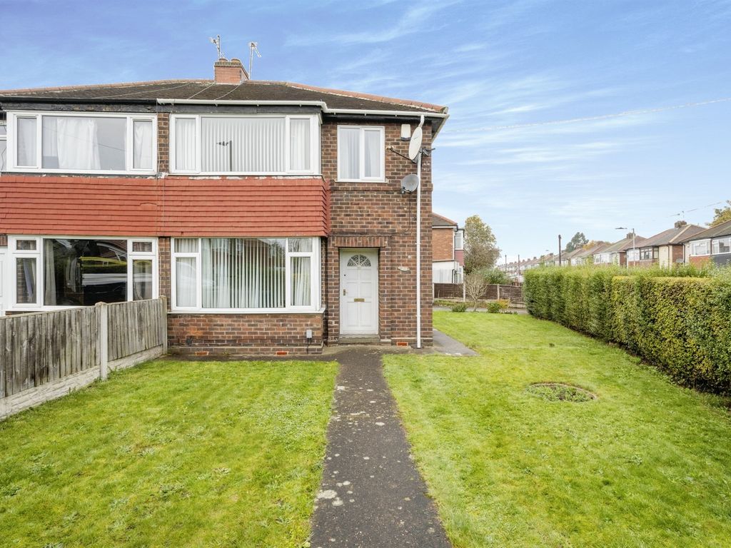 3 bed semidetached house for sale in Harrowden Road, Wheatley