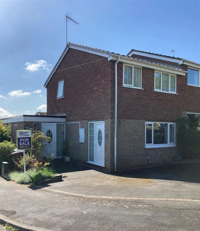 4 bed semidetached house for sale in Lanehead Walk, Rugeley WS15 Zoopla