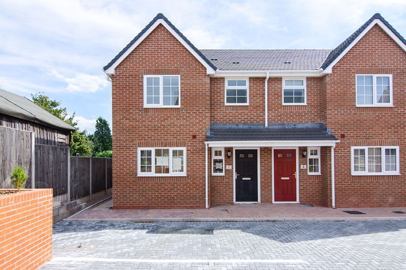 2 bed property to rent in Queen Street, Chasetown, Burntwood WS7 Zoopla