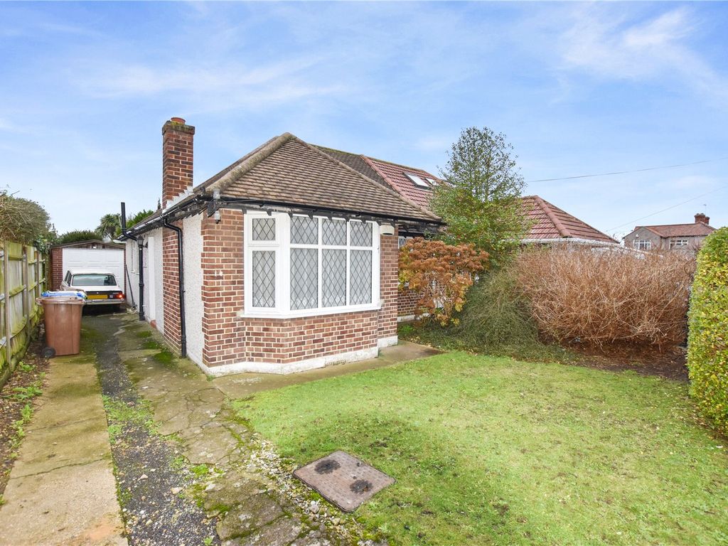 2 bed bungalow for sale in Hyde Road, Bexleyheath DA7, £440,000 Zoopla