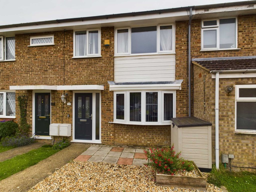3 bed terraced house for sale in Dickens Court, Hemel Hempstead HP2, £