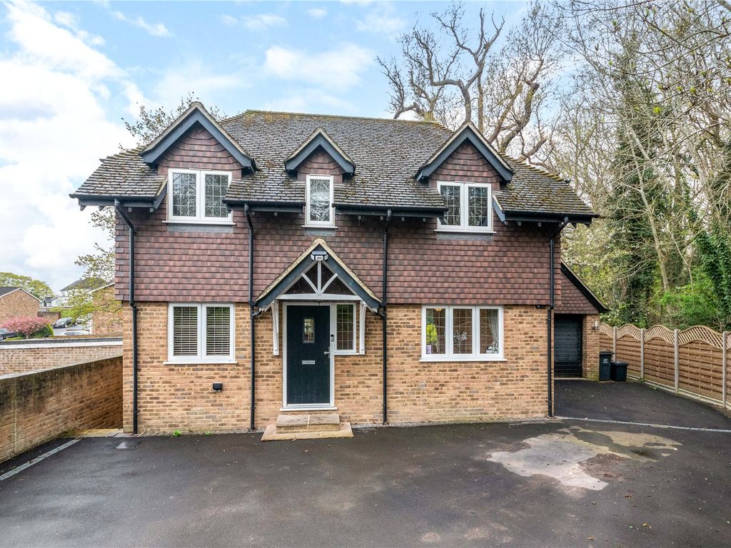 2 bed detached house for sale in Pickhurst Green, Bromley BR2 Zoopla
