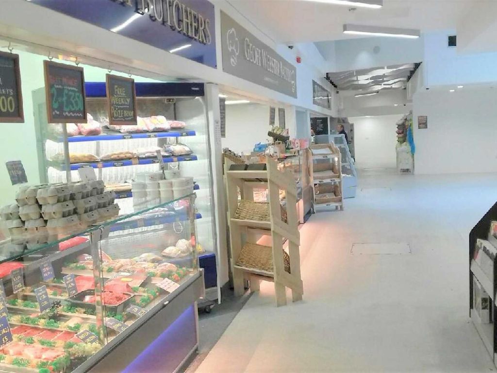 Retail premises to let in Stalls Within, Idlewells Market, Sutton In