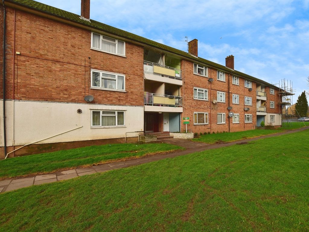 1 bed flat for sale in Burnham Avenue, Llanrumney, Cardiff CF3, £