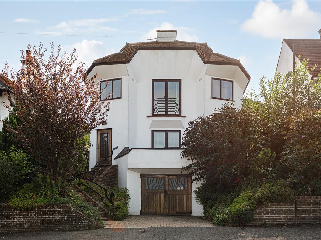 4 bed detached house for sale in Fairdene Road, Coulsdon CR5, £950,000