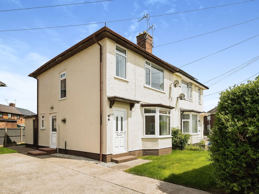 3 bed semidetached house for sale in Victoria Road, Saltney, Chester