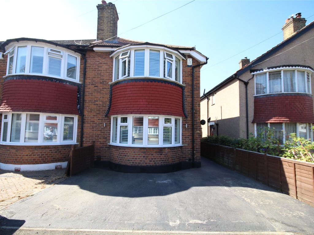 2 bed semidetached house for sale in Charmouth Road, Welling, Kent