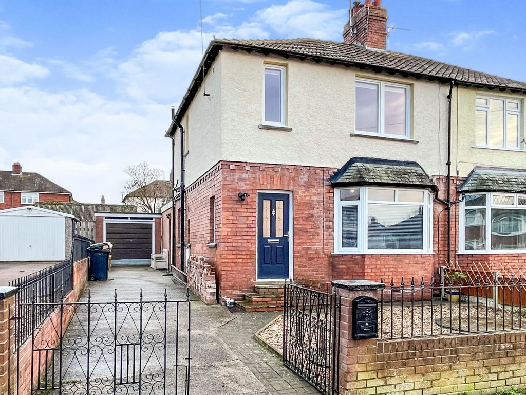 3 bed semidetached house for sale in Skiddaw Road, Carlisle CA2 Zoopla