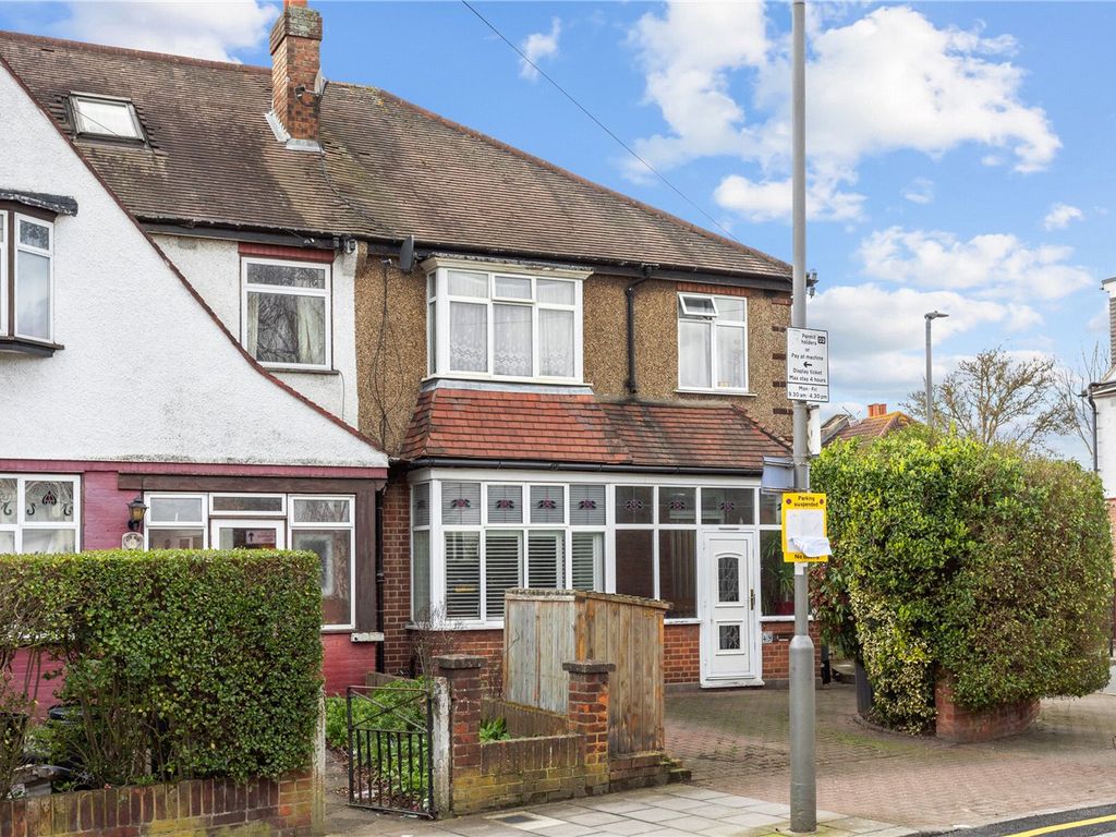 3 bed end terrace house for sale in Glenburnie Road, London SW17, £